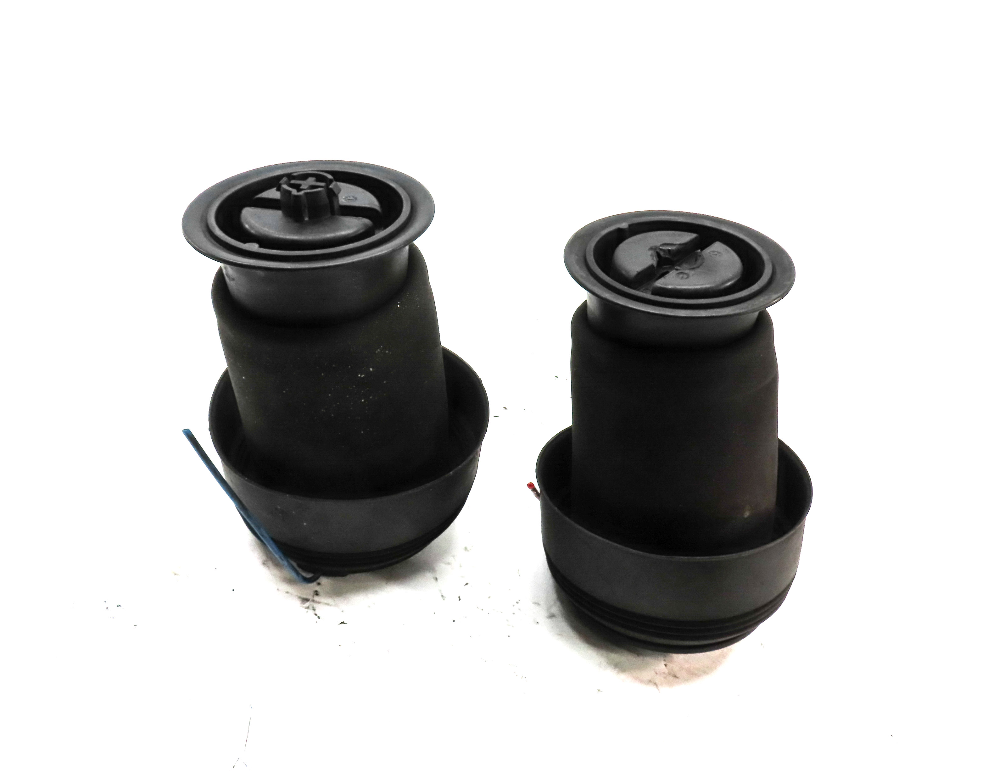 10-14 BMW X5M X6M ///M (E70 E71) REAR LEFT & RIGHT SUSPENSION AIR SPRING SET 2 — exact item pictured
